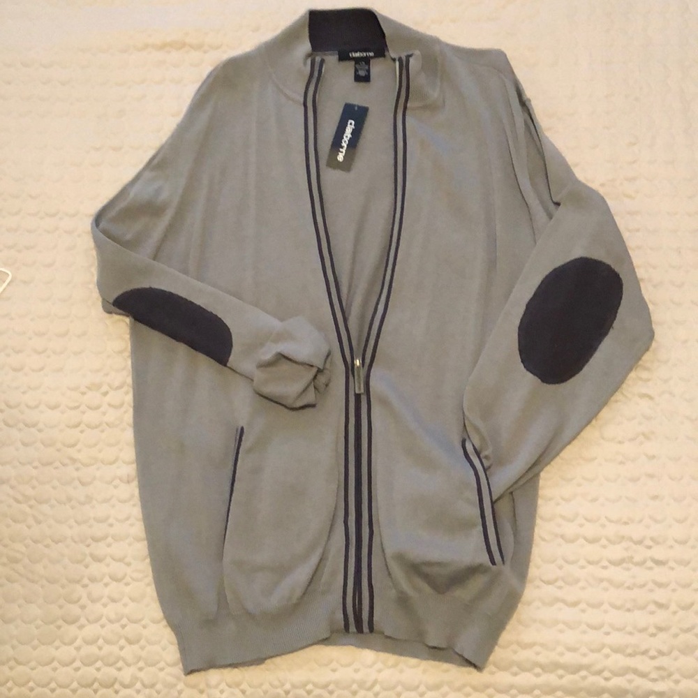 NWT Men’s Sweater size L